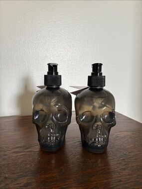 NWT 2-Smoky Gray Translucent- Skull Hand Soap Dispensers- Pomegranate vanilla